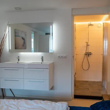 Kabbelaarsbank 405 - Port Marina Zelande Not Intended For Company Or Work-related